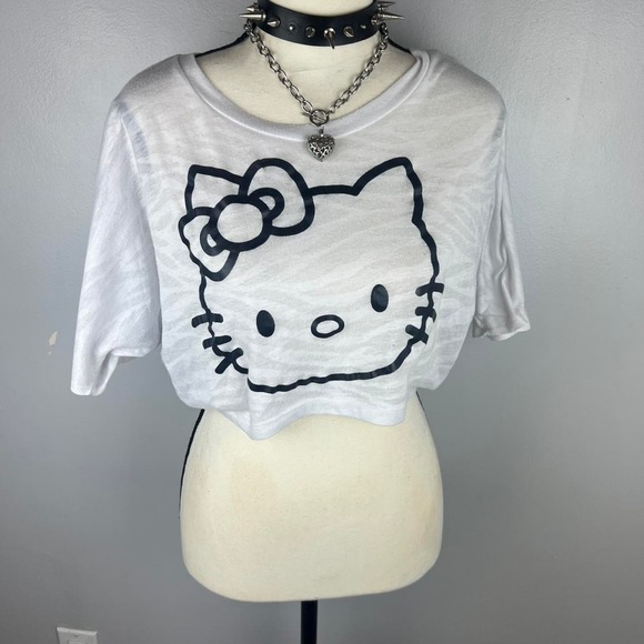 Y2k hello kitty crop top - Picture 1 of 4